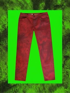 DKNY Modern Y2K Style Alt Glam Punk Rock Goth Indie Sleaze Streetwear Jeans 12